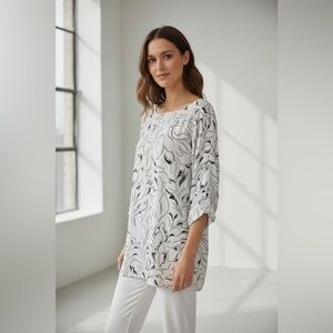 Loft Women’s Size XL Long Roll Tab Sleeve Round Neck White Black Blouse